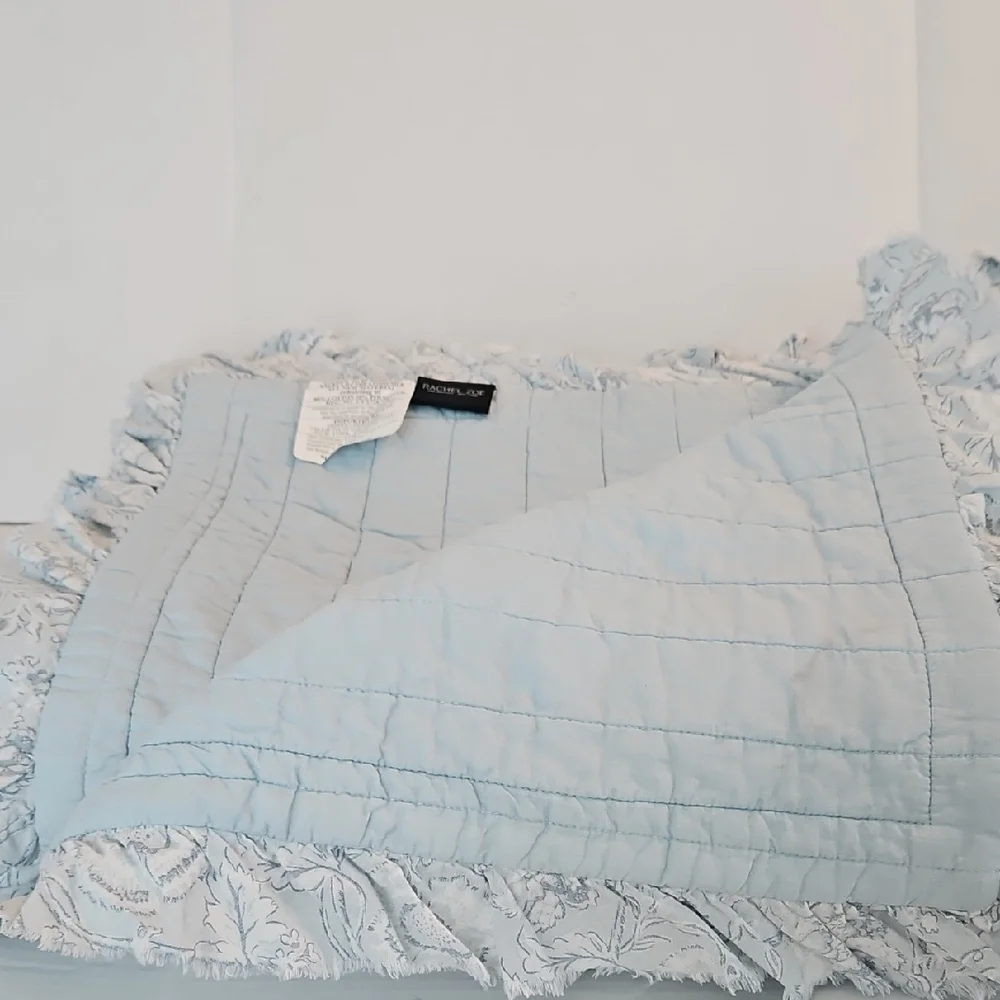 Rachel Zoe Floral Blues White Quilted Shabby Chic Twin Coverlet Pillow Sham Set